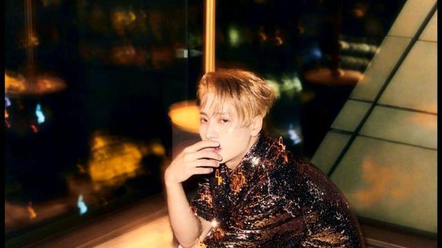 王嘉尔|没重锤还乱锤的刘大锤再爆料王姓男星黑料，王嘉尔又成被猜焦点