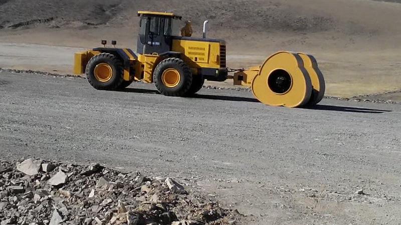 冲击压路机施工的优缺点，冲击碾压机技术的修复工艺