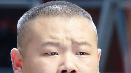 岳云鹏|栾云平：演员上台必须关机，否则手机没收，演出费取消。岳云鹏第一个犯规！