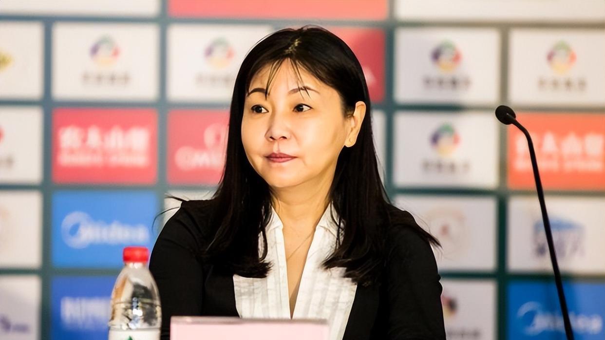 周继红|把郭晶晶送上裁判席，培养出全红婵的周继红，到底是什么来头？