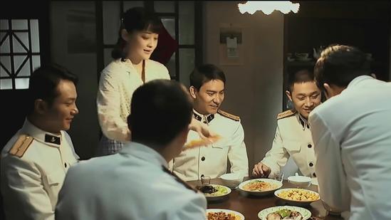 江德福|《父母爱情》看了八年才发现：江德福和安杰的新婚之夜有穿帮镜头