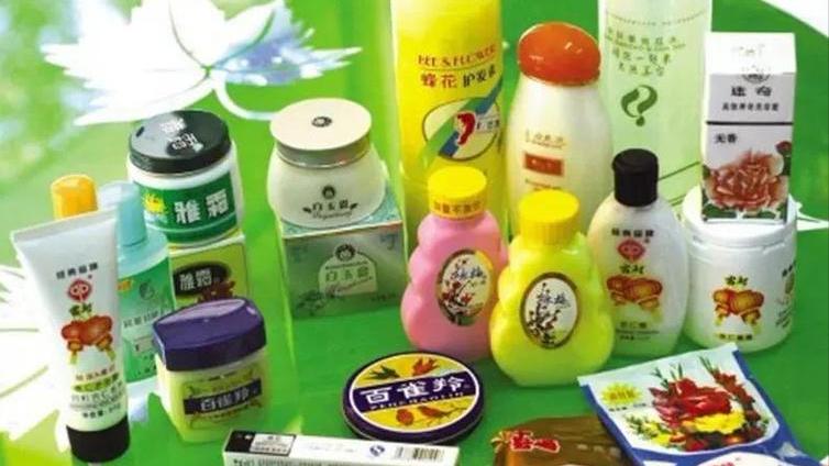 唇膏 均价不超过50的国货“老6样”，完美诠释：看起来很穷，但很实用
