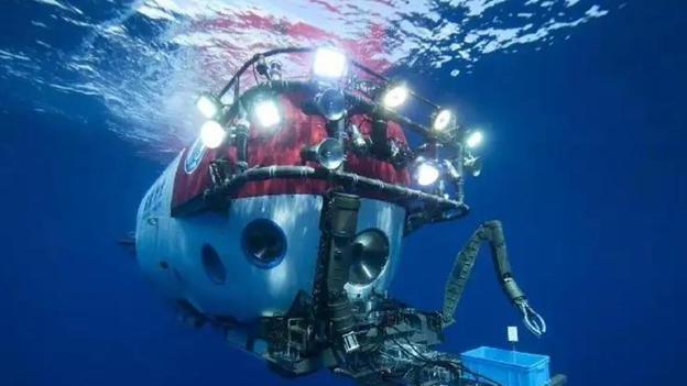 为什么科学家好像一直在探索太空，却不研究深海？深海有多恐怖？