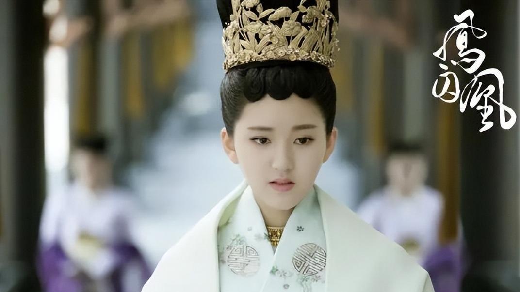 赵露思|赵露思成名史：从18线网红逆袭为顶流女星，她到底经历了什么？