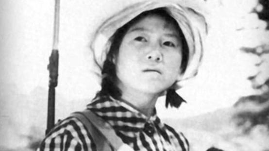 1996年，农民兄弟打死豹子准备卖钱，来收货“商人”突然拿出证件