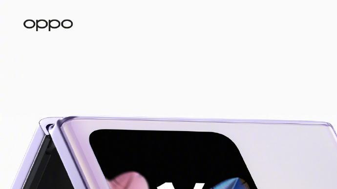 iqoo11|玩点不一样的！Find N2 Flip不止时尚轻巧，还有主摄级自拍+大副屏