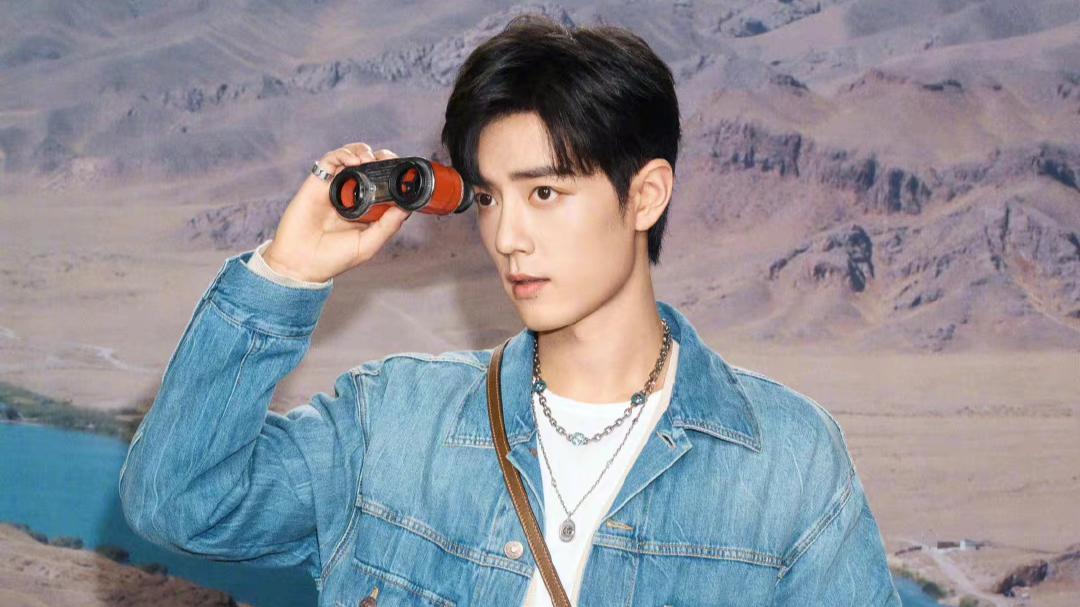 郑秀妍|肖战直播“习惯”被粉丝扒出，已成基本操作，对家却调侃只会带货