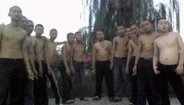 东北黑老大乔四：横行东北10年，车牌88888，曾霸占24名女明星