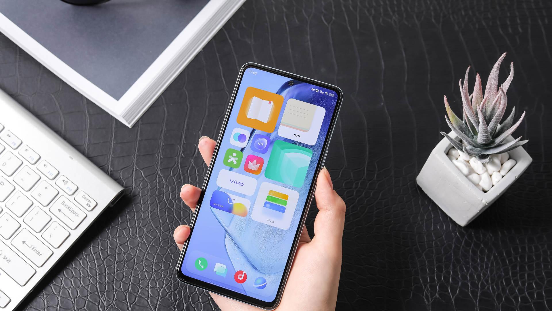 |iQOO Neo5测评：性能颜值兼备