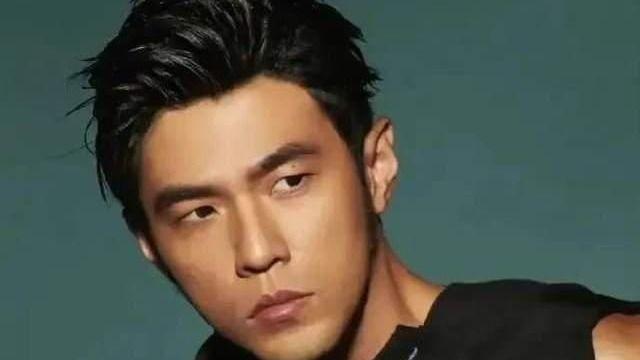 鹿晗|周杰伦鹿晗11月19号晚8点同时开演唱会，你会去谁的直播间？