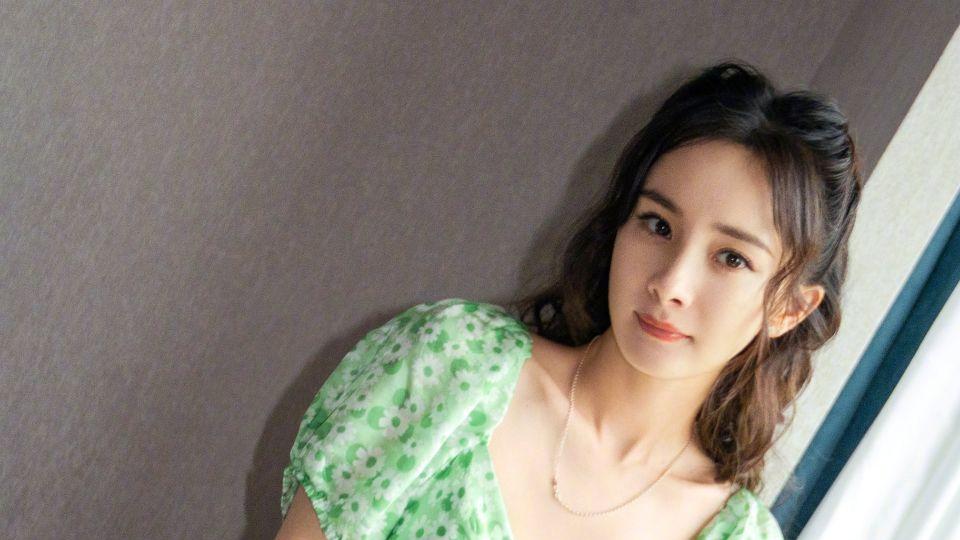 张芷溪|张芷溪新项目将启，陈都灵、王鹤棣领衔主演，朱丽岚重磅加盟