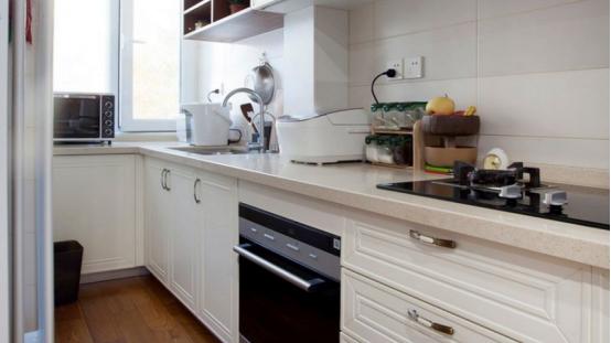 上海新婚夫妻的“倾斜”婚房，女主人布置的美如画，值得参考