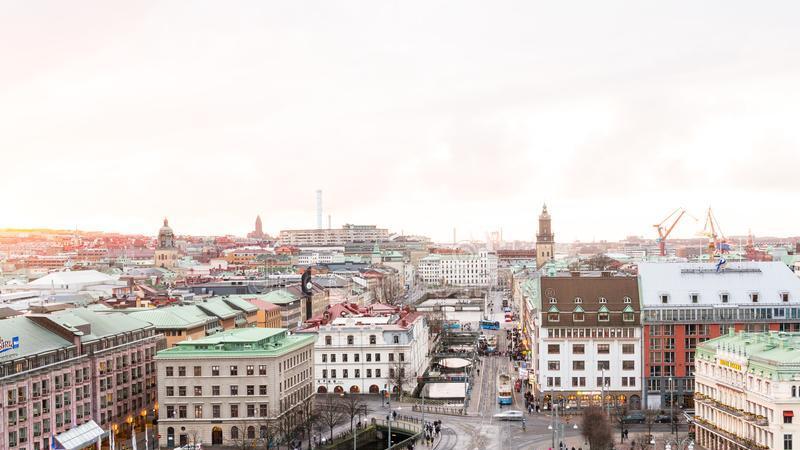 凭借1万人民币在瑞典可以生活多久？