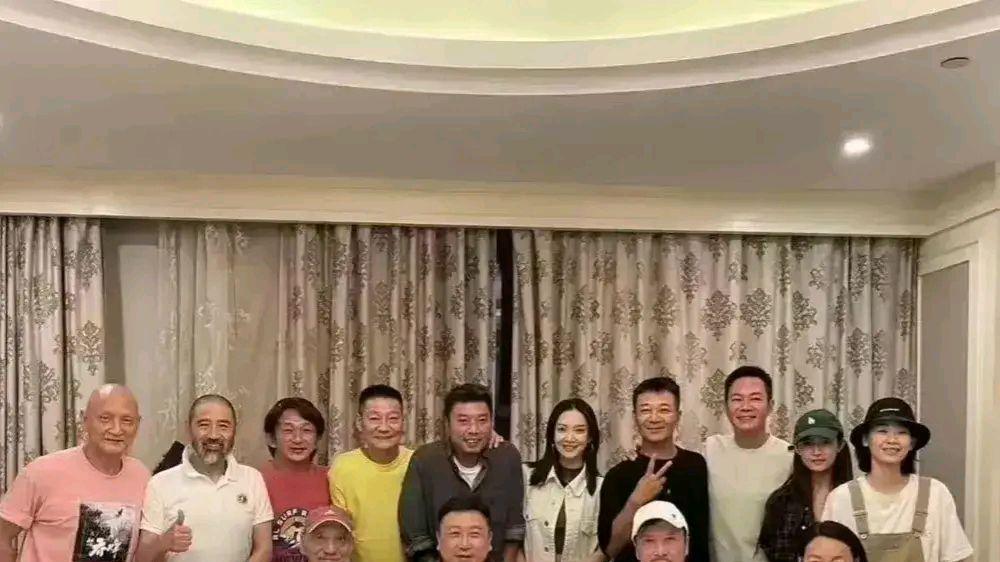 甄子丹|王晶《天龙八部乔峰传》，男主甄子丹与女主陈钰琪相差29岁引争议