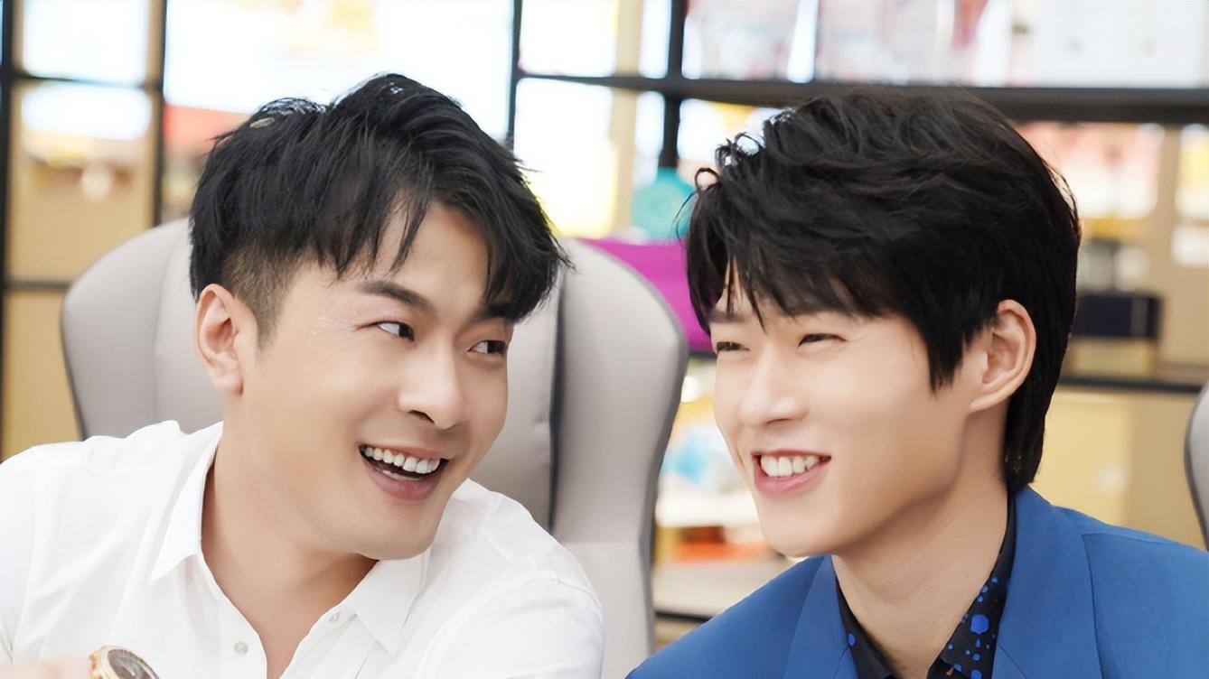 情侣|辛巴再次劝说赵梦澈追求徐婕，放话：因为她是你对象，当初才签约