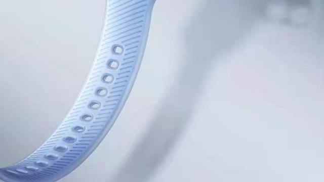 明基|首销就拿双冠！OPPO Watch 2冰川湖蓝有多绝？兼具时尚实用的天花板