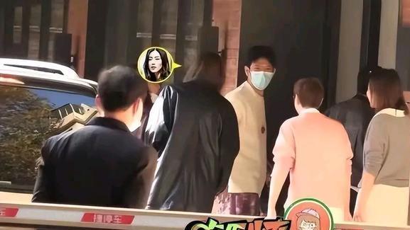 刘雯|井柏然与刘雯秘密约会，没想到被贼跟踪散布了消息