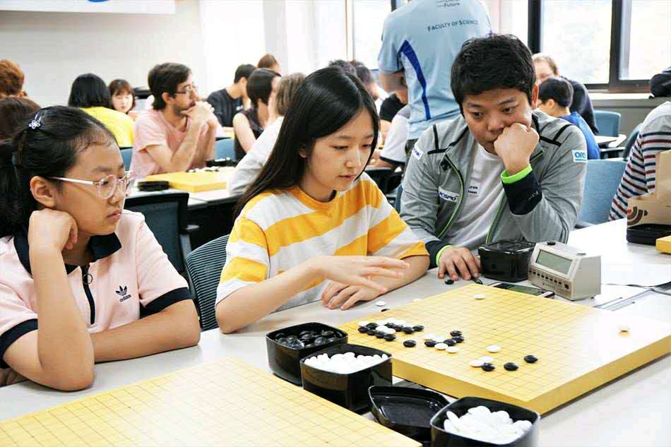申真谞|把申真谞逼到个位数胜率！ 天才少女被韩棋迷狂吹：女版申真谞