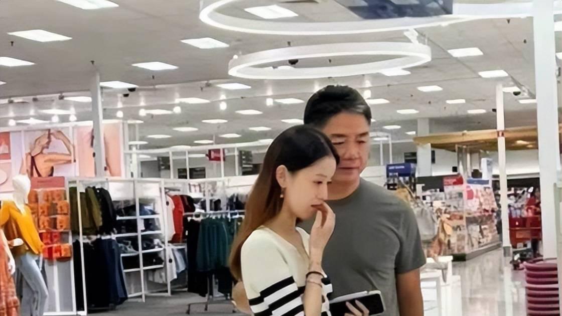 刘强东|刘强东给了刘静尧多少钱？媒体分析称：至少500万美金起步！