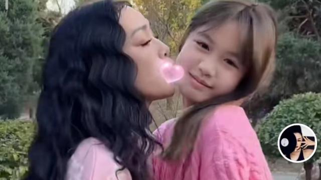 钟丽缇|钟丽缇与小女儿跳舞自称姐妹花，12岁考拉身高超妈妈，越大越漂亮
