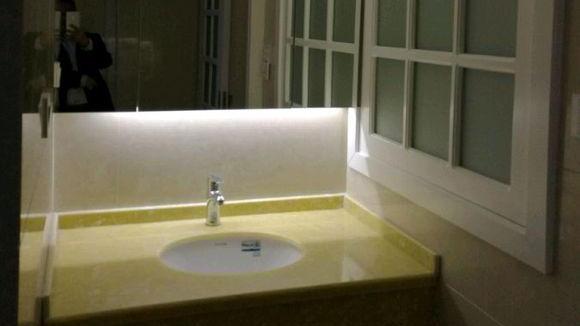 刚通风的新房，简单装修晒业主群就被大家点赞，进门玄关是亮点！