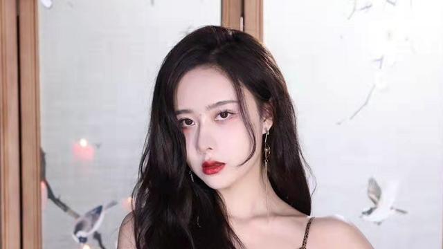 曹曦月|女星曹曦月遭实名举报骗钱！涉及金额高达6位数，本人评论区沦陷