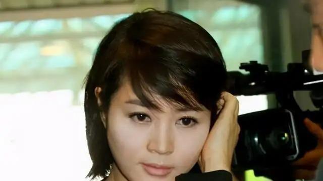 梨泰院|梨泰院践踏事故151人遇难，三大电台综艺停播，影后金惠秀帮忙寻找失联者