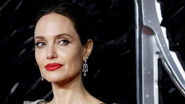 布拉德·皮特|安吉丽娜朱莉控家暴、床第表现差，布拉德皮特找名模约会「反击」