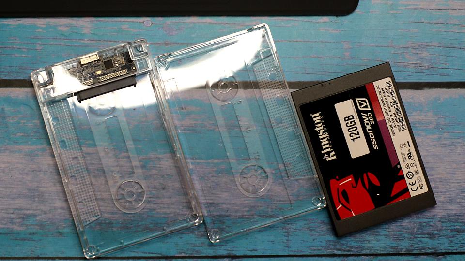 复古设计，磁带造型，奥睿科2.5英寸透明硬盘盒