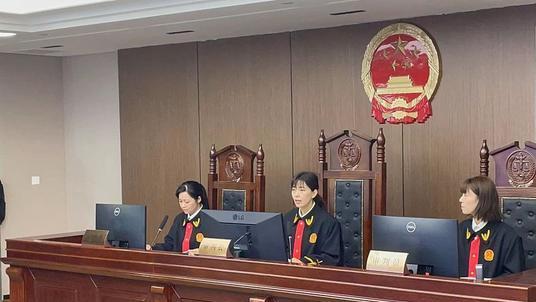 父亲立遗嘱分配财产，不料签字前身亡，两女儿为遗产对簿公堂
