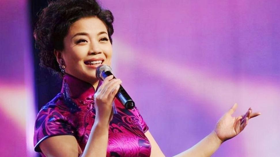 张也|著名歌唱家张也：27次登春晚，54岁还未婚，亲情和爱情背后都有泪