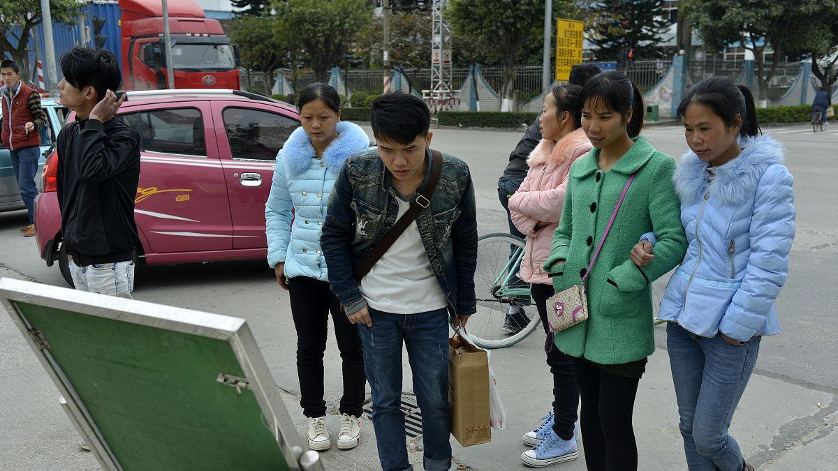 拥有500万存款，还有甘心去工厂打工吗？500万存款，什么水平？