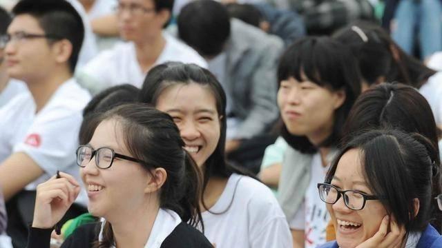 大学|“三本生能进入体制内，那还读什么985大学”？这番话引众人深思