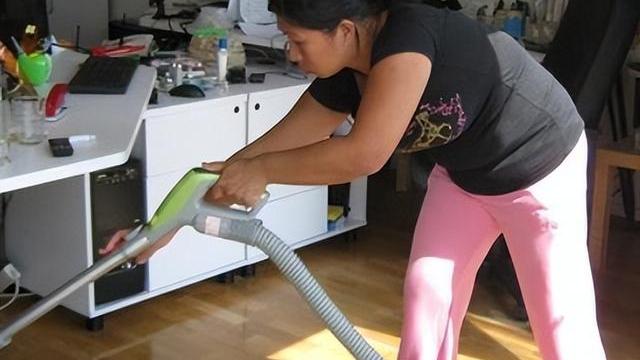 香港|香港夫妻月入六万却坚持移民，结果只能在英国送外卖和工厂打包