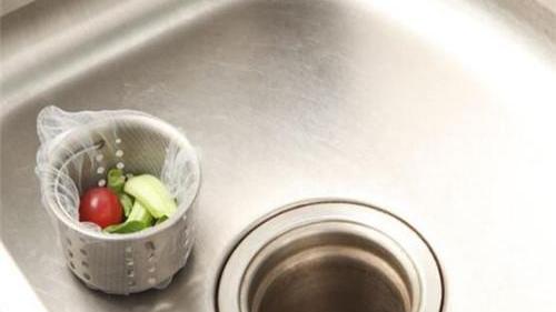 浴室的地漏堵了怎么办，要找专业人员疏通吗？