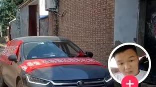 女子退婚不退彩礼，法院判决拒不执行，男友出“怪”招，女子蔫了