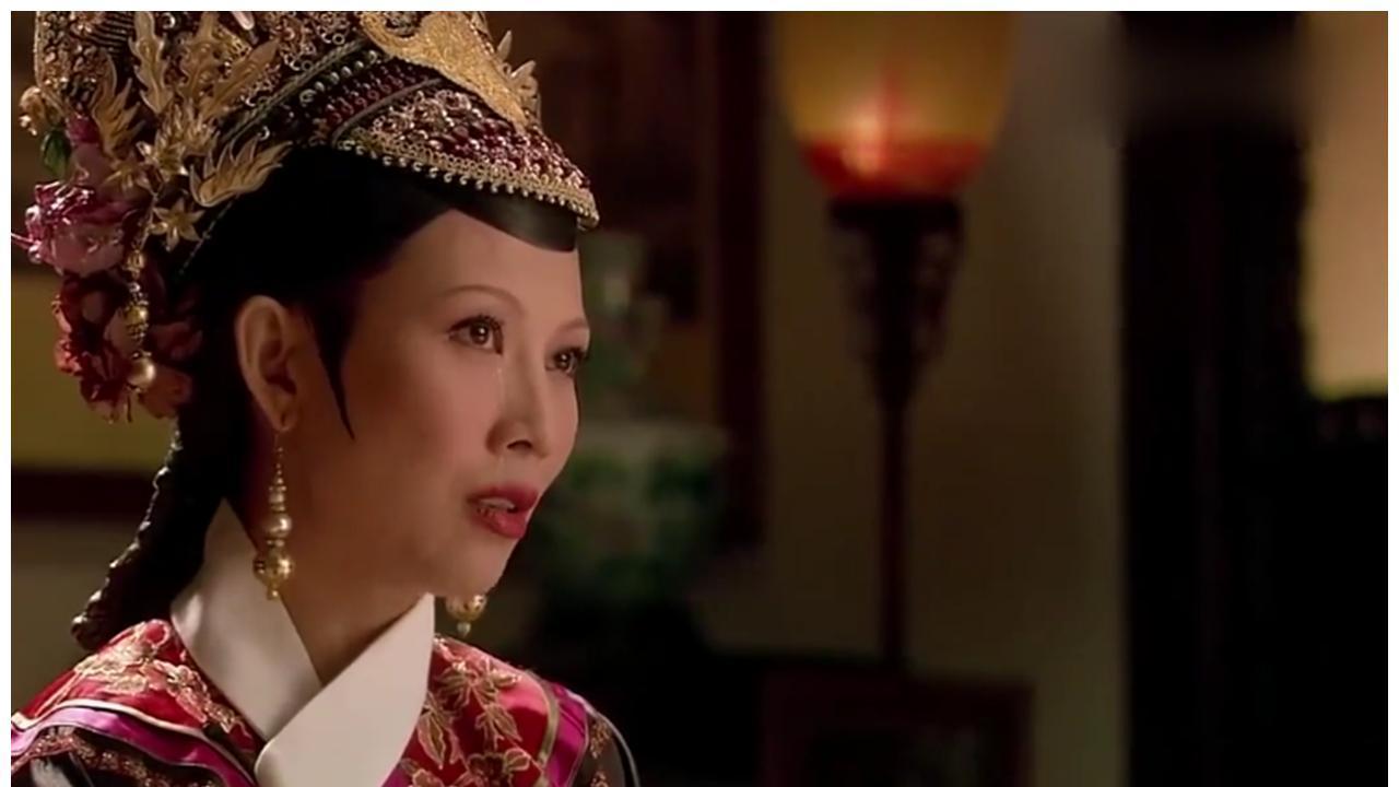 疯狂|甄嬛传：难怪宜修心理扭曲，疯狂残害皇子，你看她发现了什么秘密