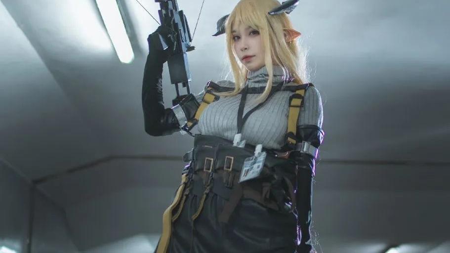 明日方舟|cos：明日方舟小姐姐cos正片@三無人型