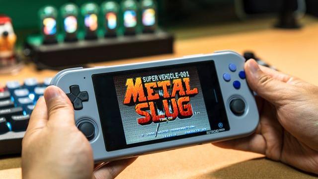 pocket|相见恨「晚」 Retroid Pocket 3 上手体验