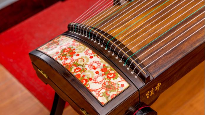 古筝|当你和琴声真的有了感情之后，你就会去聆听他的歌声，他也会明白你的意思