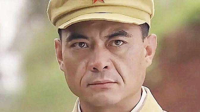 王新军|演了半辈子雷剧，“大褶子”成招牌，王新军为何号称雷剧专业户？