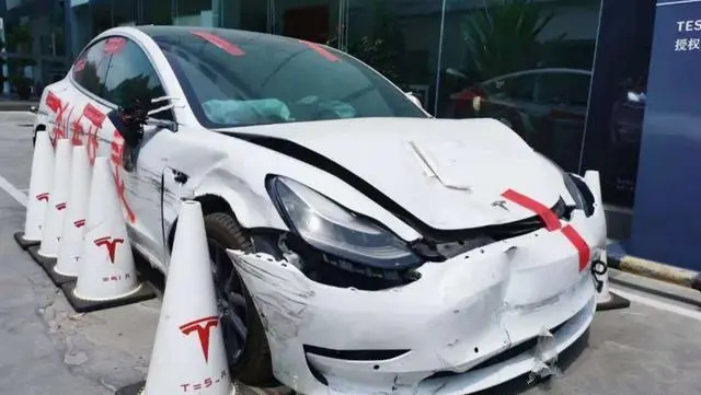 刹车失灵车主反被起诉，特斯拉胜诉了，就问你还敢不敢买吧