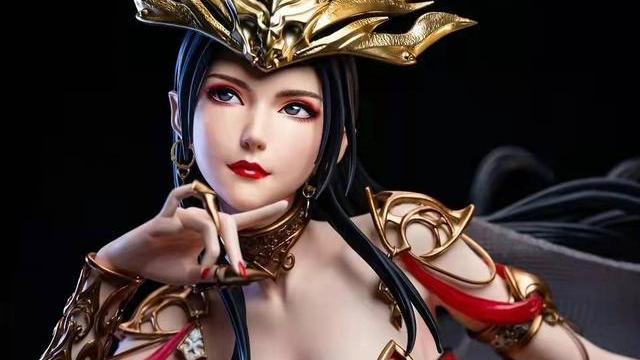 acgn漫评|美杜莎女王恐怖如斯，限量版雕一上架就缺货，看到价格后网友无语