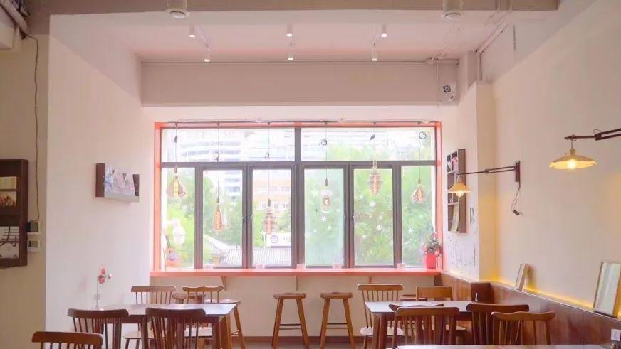 西安|从华为裸辞到开餐厅，西安女海归“被打烂的好牌”？