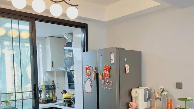 被女主113㎡新家圈粉了，坚持全屋化繁为简，家居氛围太棒了