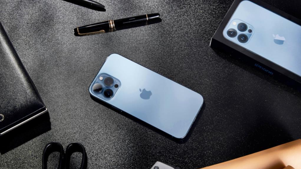 iPhone|iPhone 14将增大电池容量，3500mAh成标配，“小电池”时代结束了