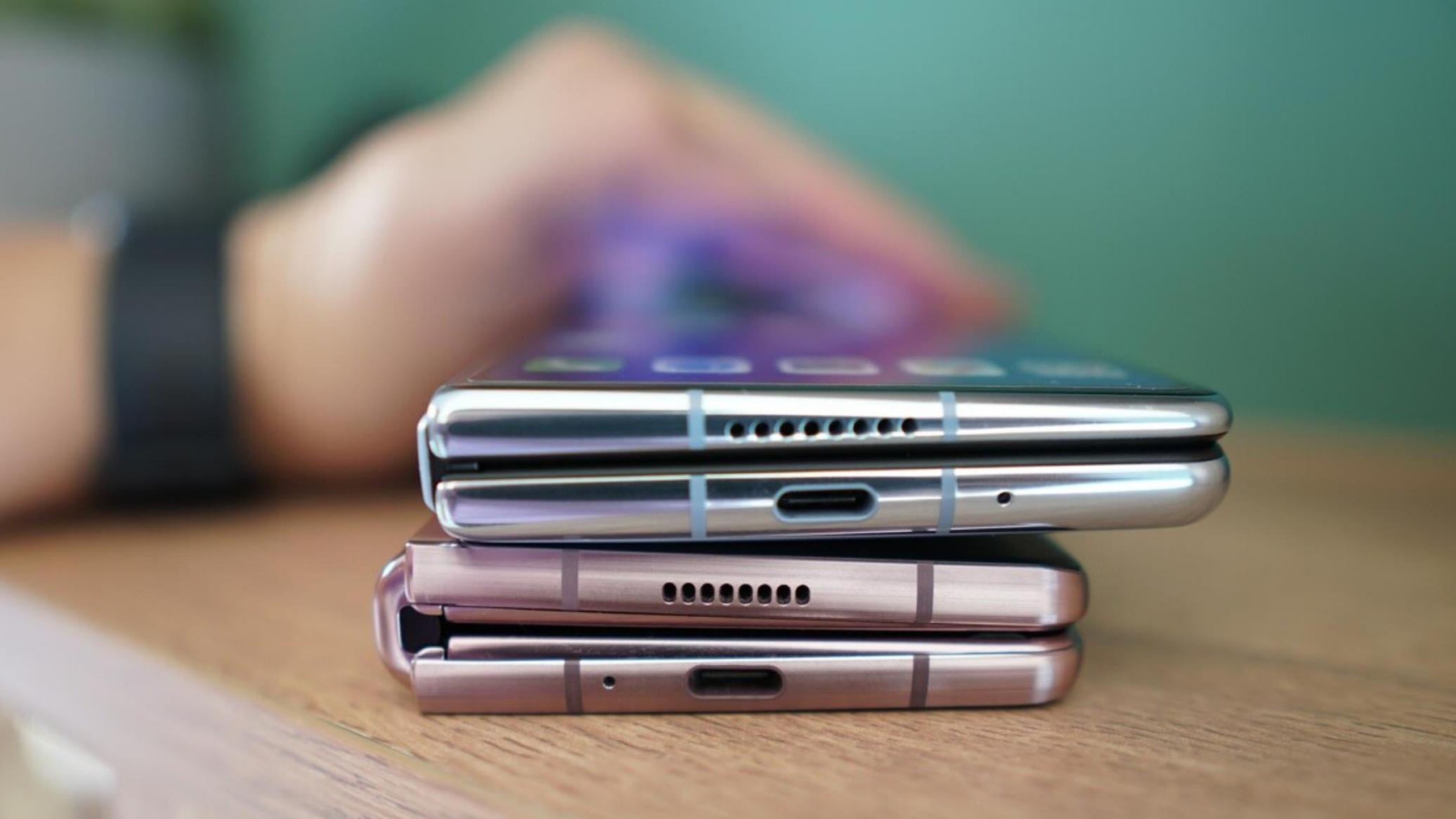 围观！最佳可折叠手机推荐：三星华为、小米蓝绿厂等，你喜欢谁？