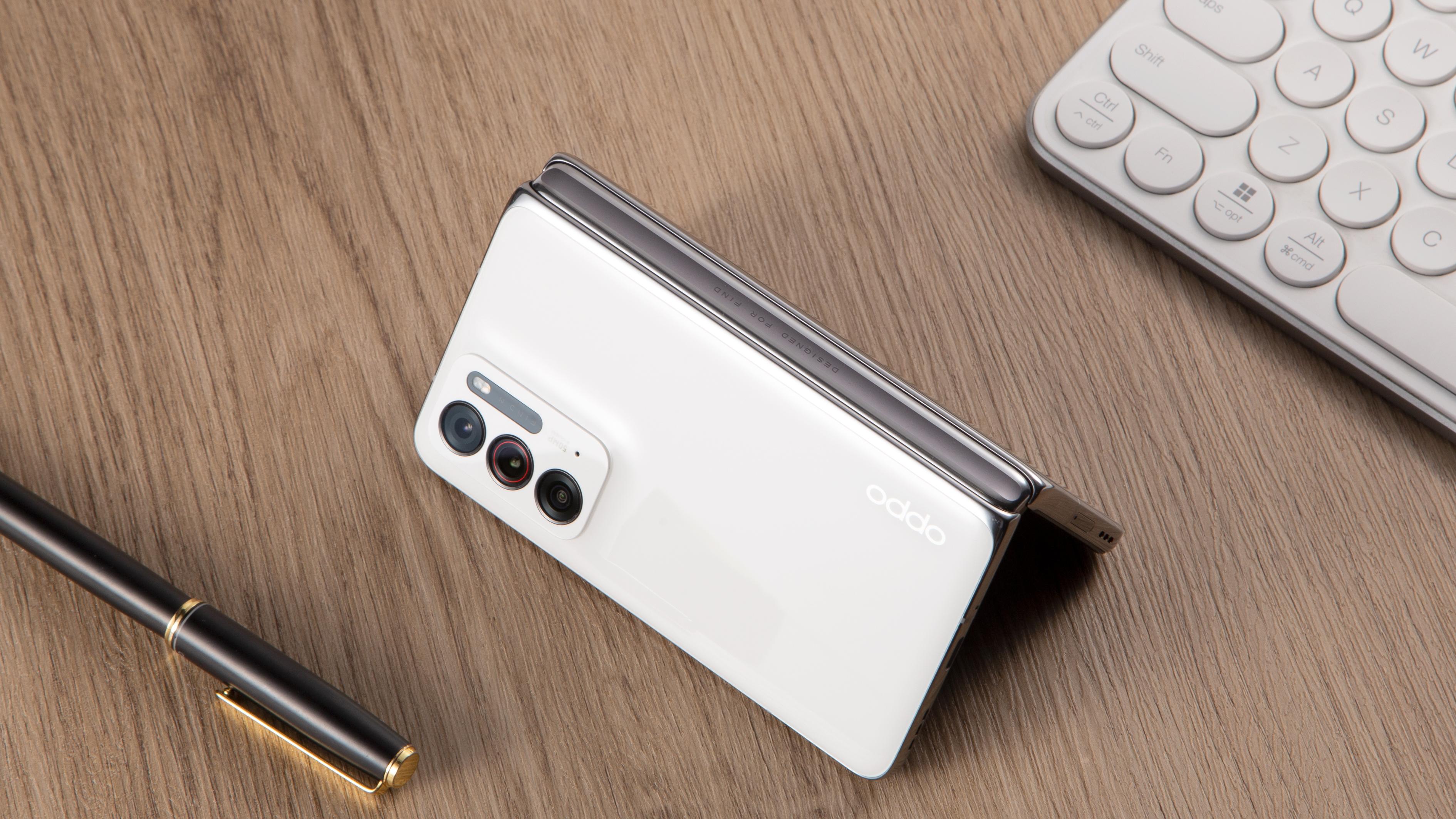 相机|折叠屏市场大热，三星新机曝光，OPPO Find N新增帐篷模式新玩法