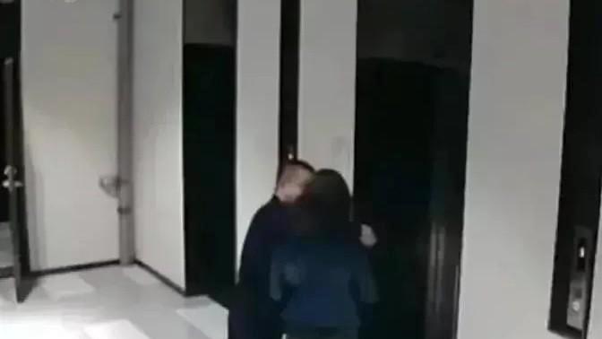 成都90后公务员被曝陪睡50岁女领导：人性的欲望，真的很可怕