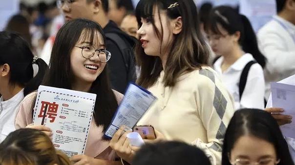 大学生|丈母娘最中意的“女婿职业”排名，榜首实至名归，公务员无缘前三